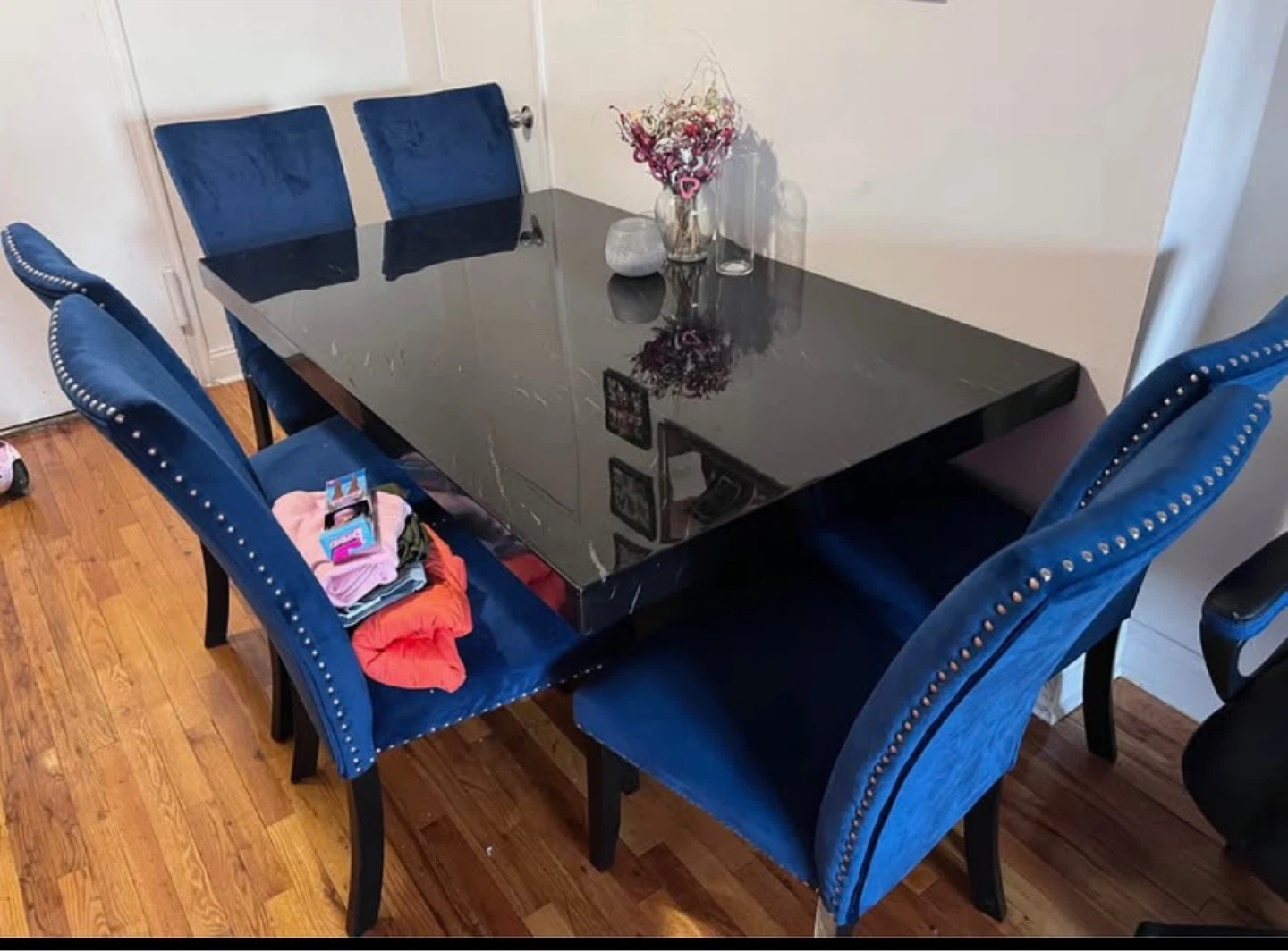 Black Marble Top Dining Table Set with 4 Blue Velvet Chairs