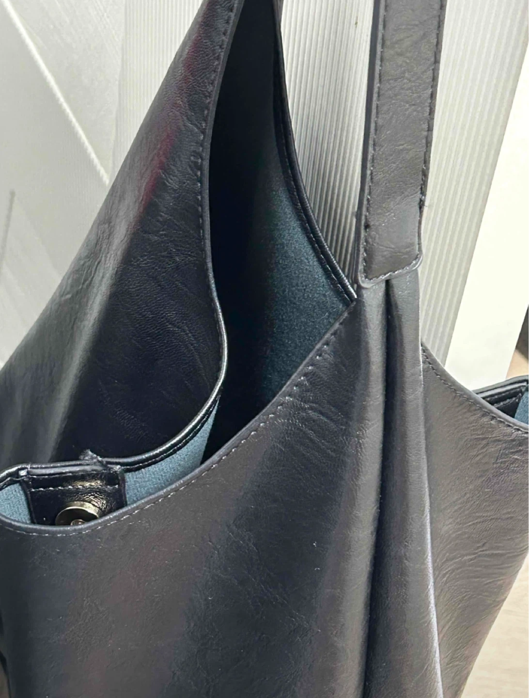Black Faux Leather Tote Bag - photo 2