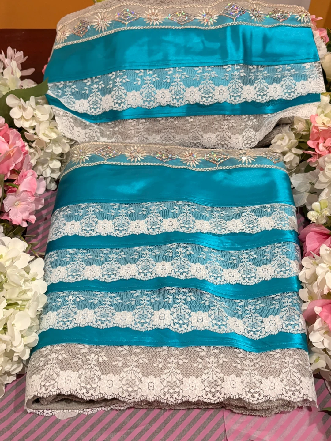 Decorative Teal and White Lace Towel Set - photo 2