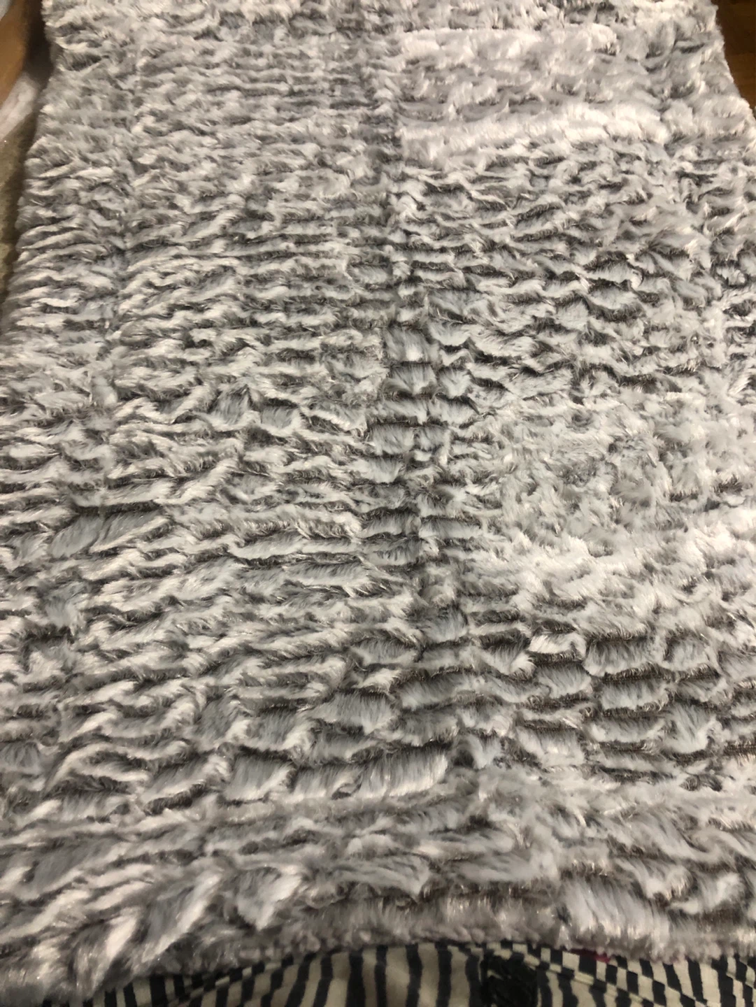 New-Mora Pets Self-Heating Pet Mat 70x47cm
