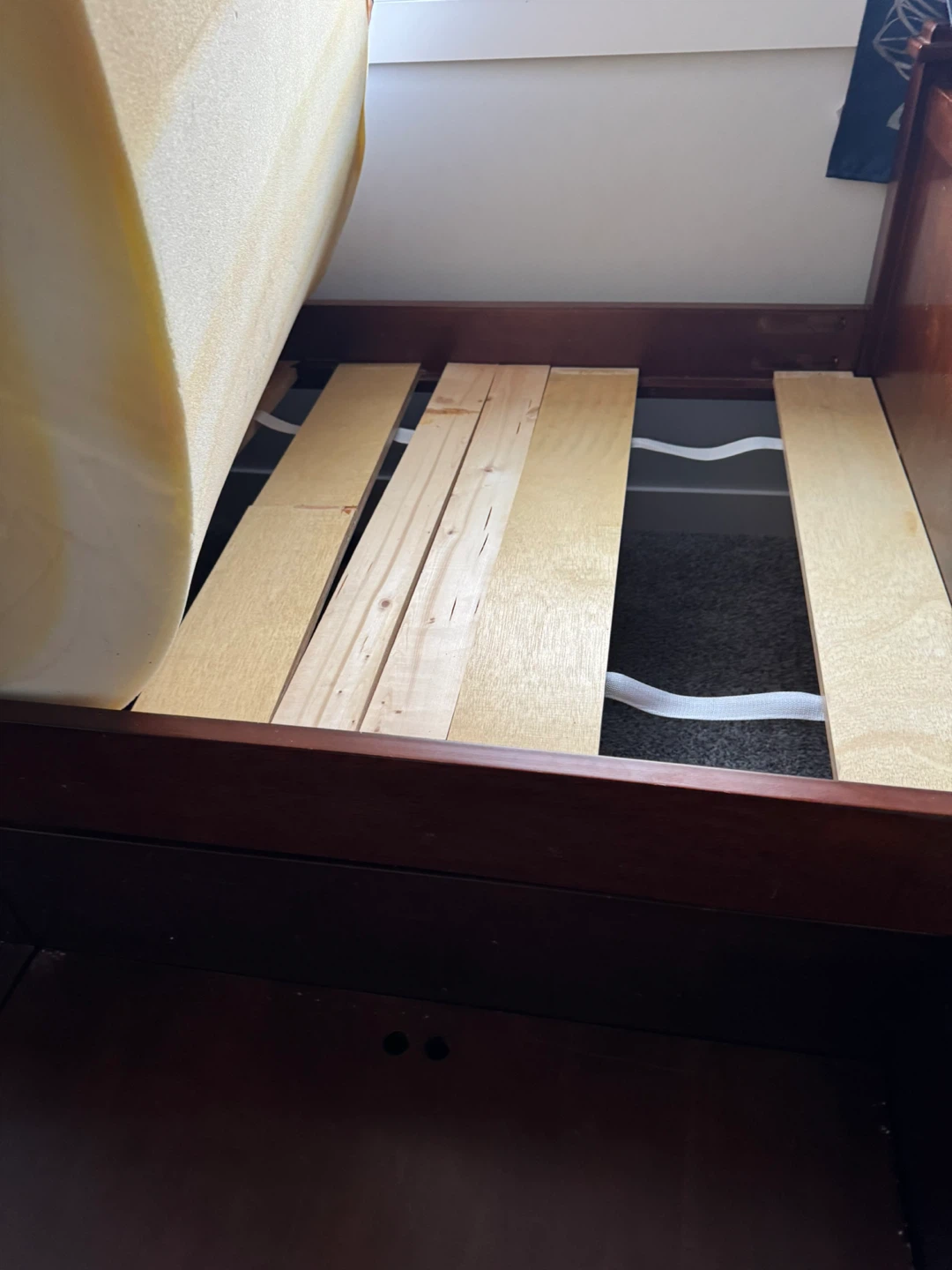 Solid wood trundle bed - photo 4