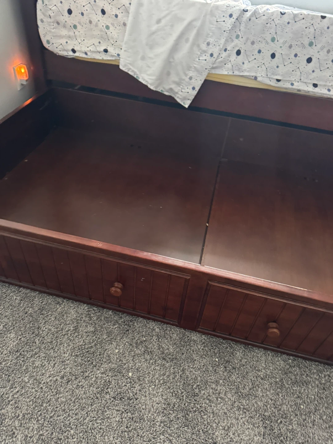 Solid wood trundle bed - photo 3