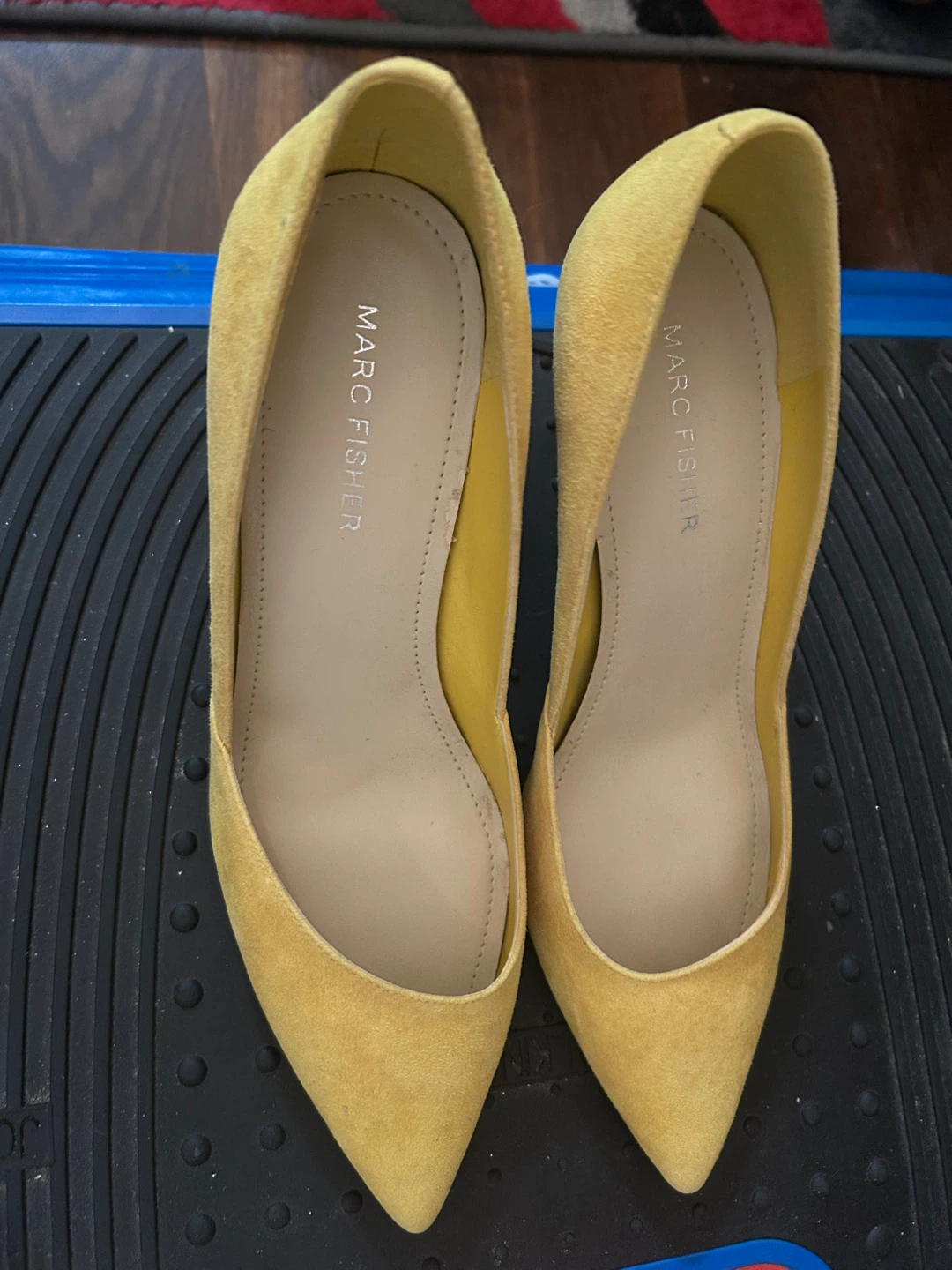 Marc Fisher Yellow Suede Heels - Size 8M - photo 2