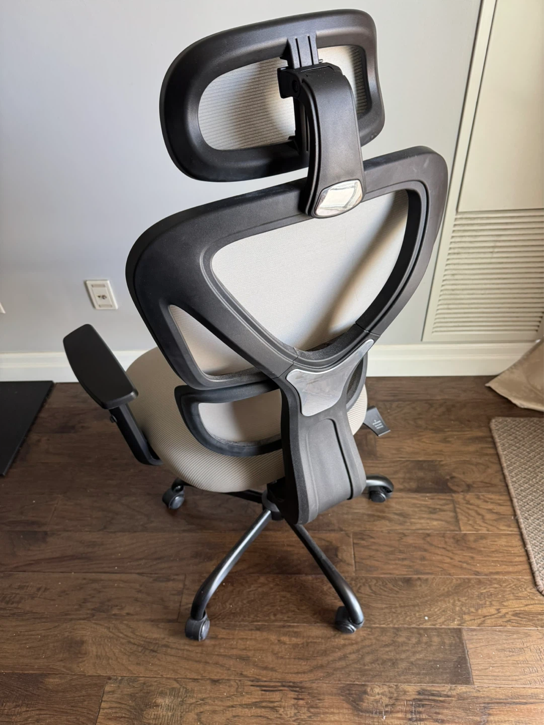 SYTAS Ergonomic Mesh Office Chair with Headrest - photo 4