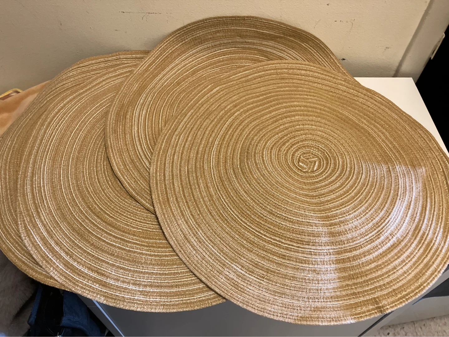 Set of 4 Round Woven Placemats