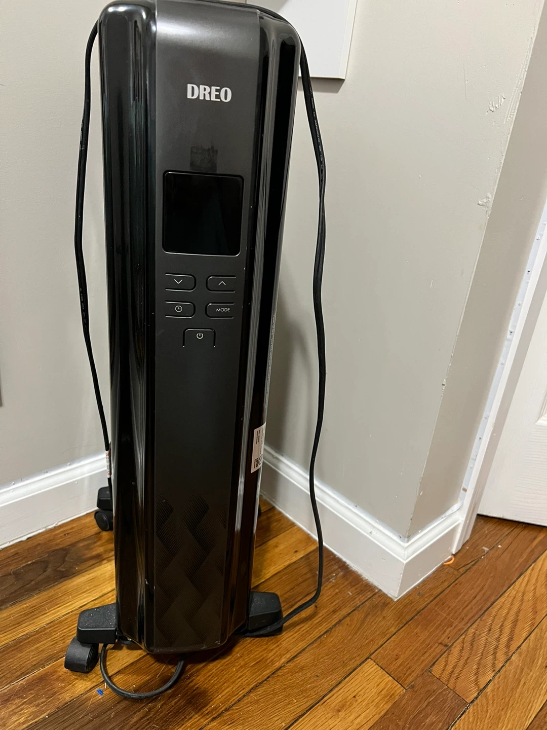 Dreo Black Oil-Filled Radiator Heater(calentador)