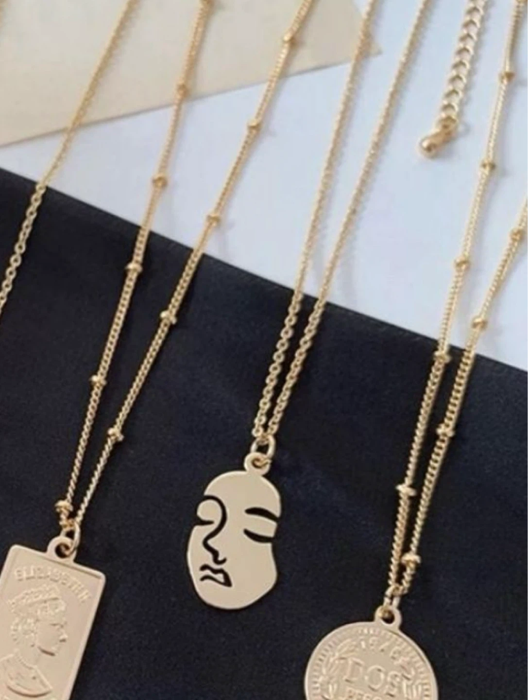 *big sale* gold minimalist necklace