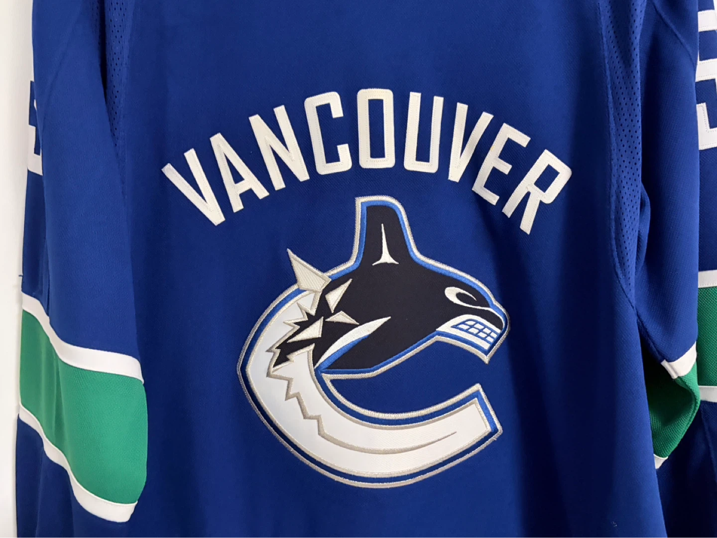 Authentic Adidas Vancouver Canucks Bo Horvat Jersey 56 2XL XXL - photo 5