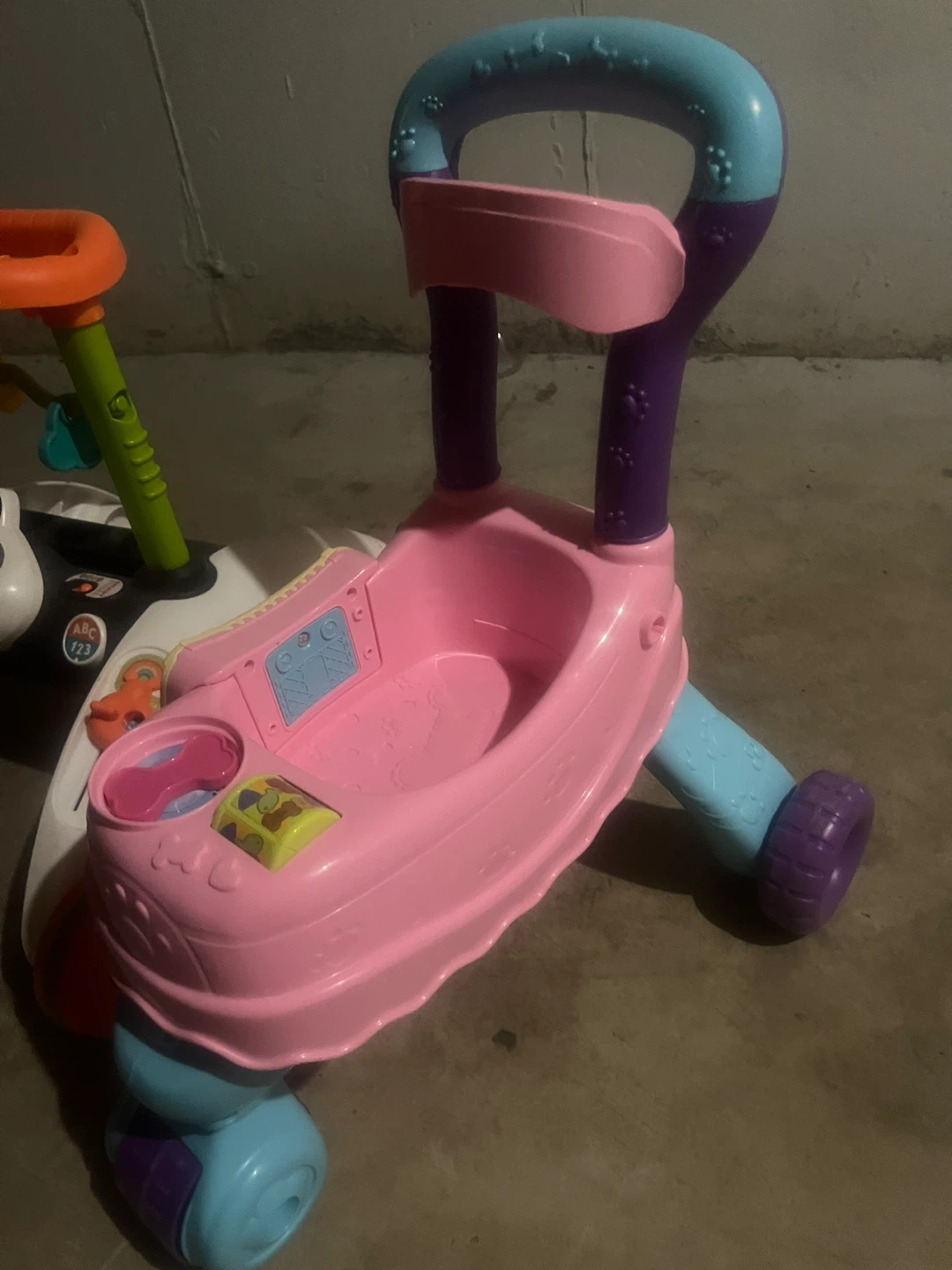 Baby Walker and Activity Center - photo 3
