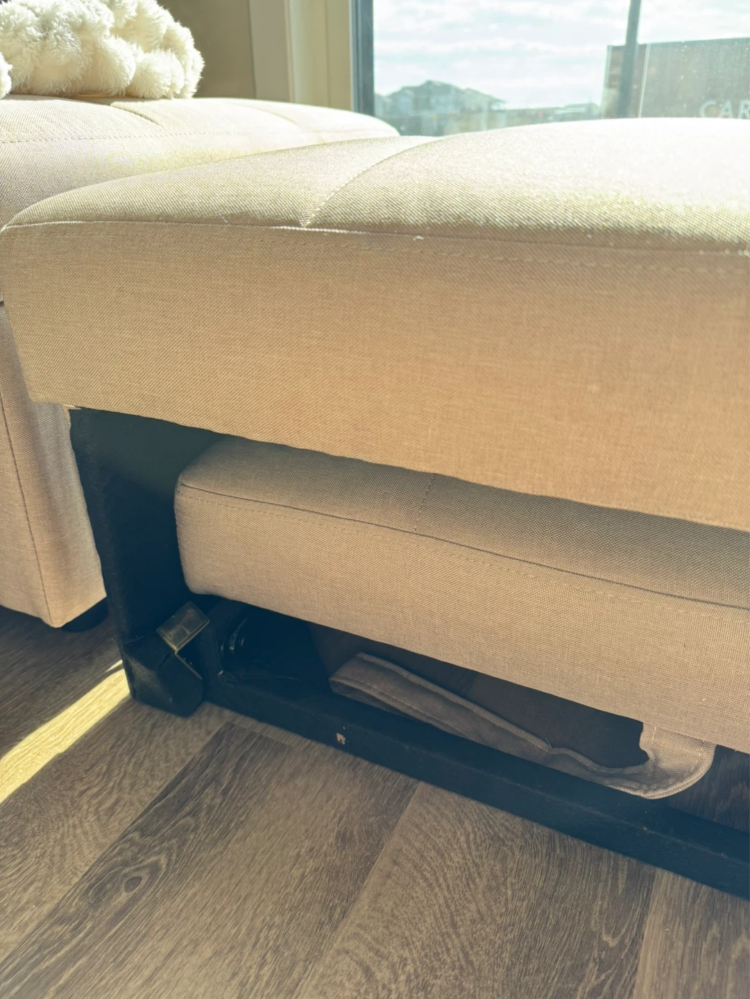 Beige sofa with Cupholder - photo 4