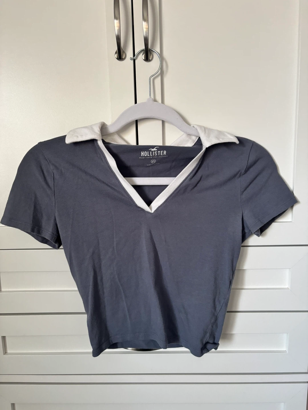 Hollister Grey Collared Crop Top