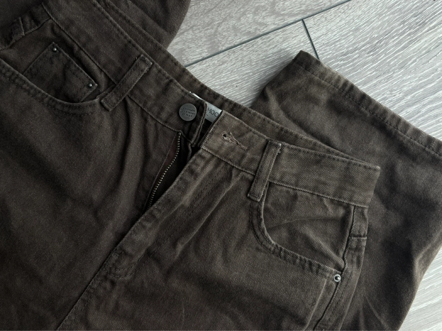 Brown Jeans