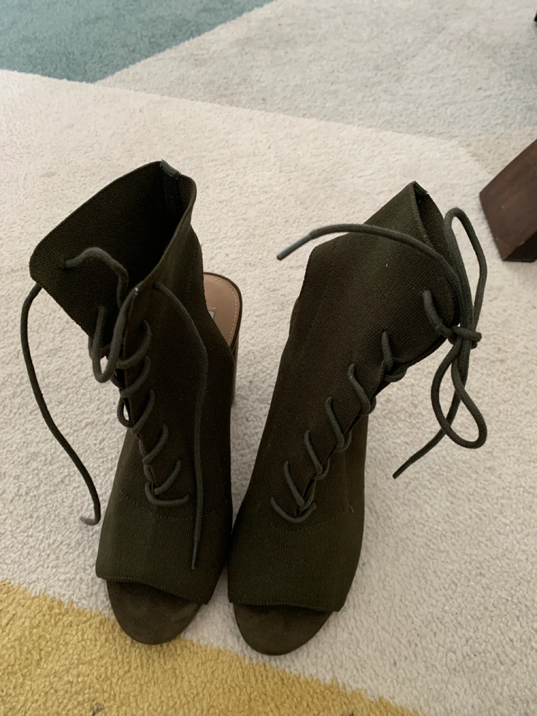 Steve Madden Olive Green Lace-Up Peep-Toe Booties Size 6.5