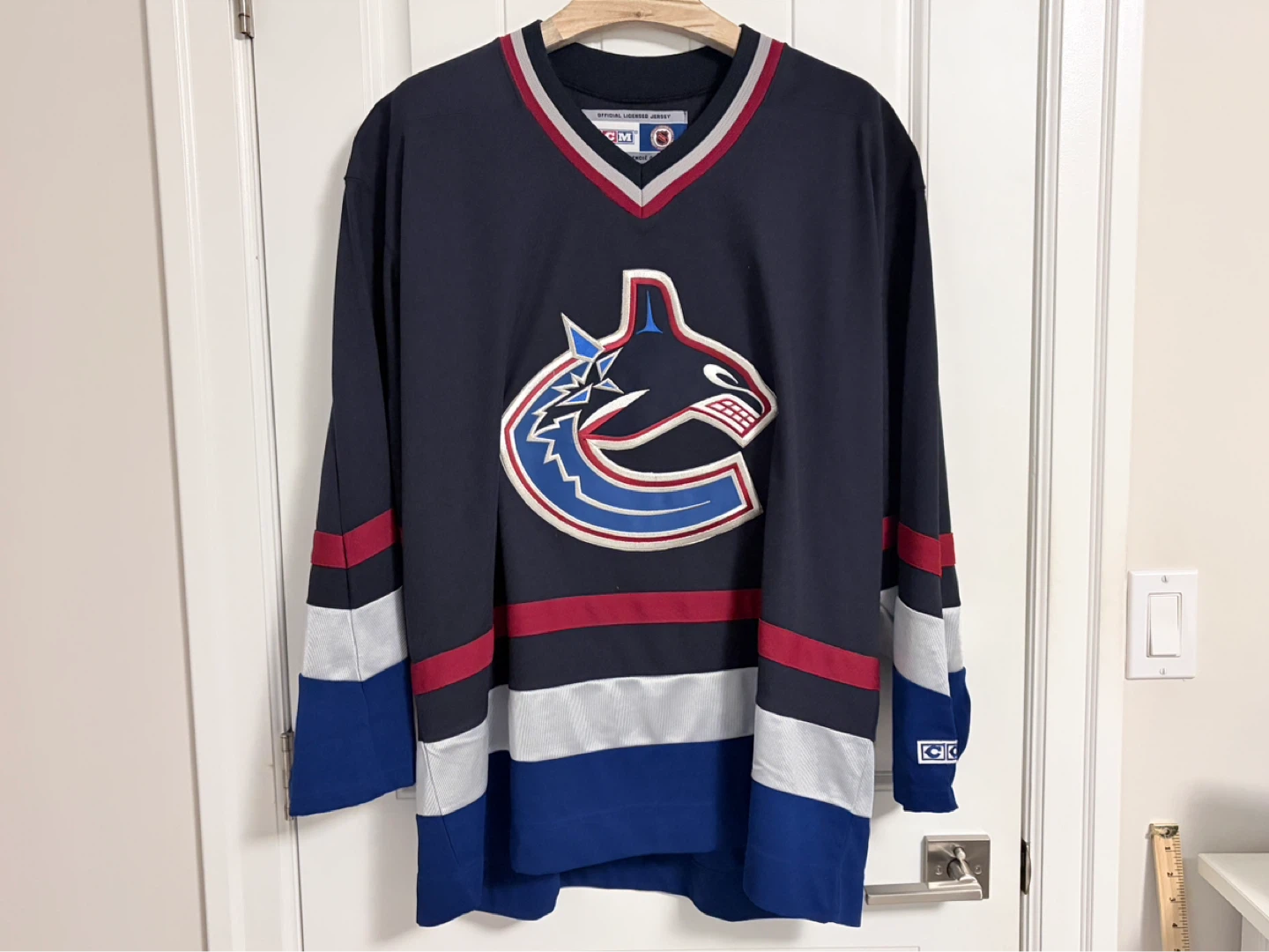 Authentic CCM Vancouver Canucks West Coast Express Jersey XL