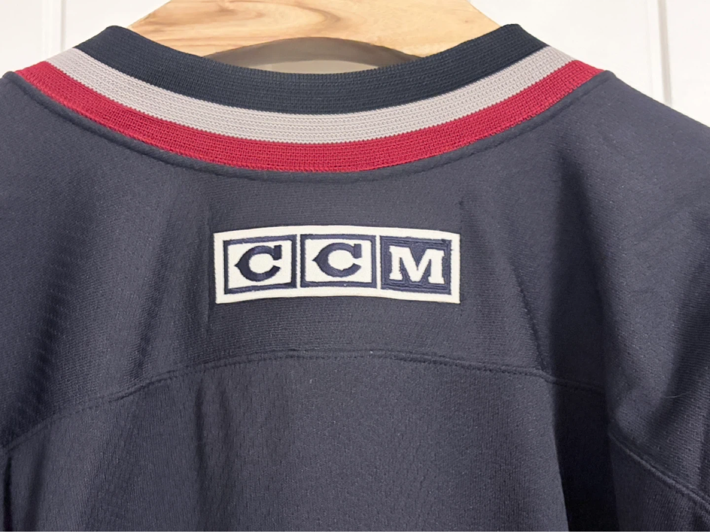 Authentic CCM Vancouver Canucks West Coast Express Jersey XL - photo 5