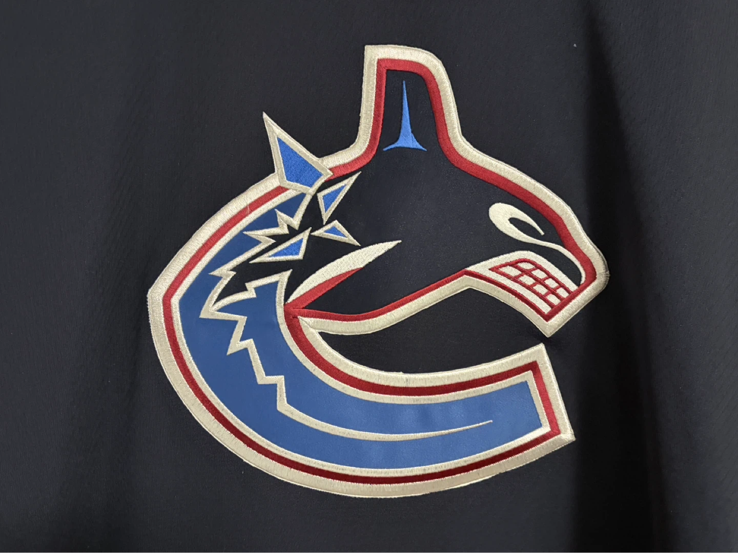 Authentic CCM Vancouver Canucks West Coast Express Jersey XL - photo 2