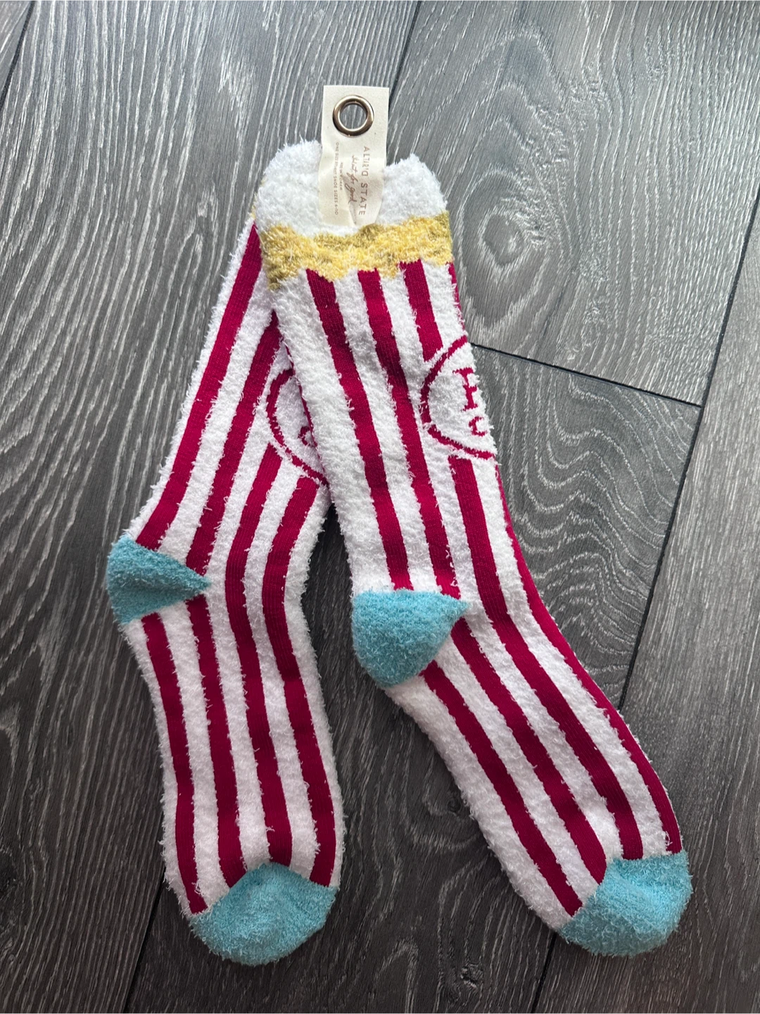 NEW Popcorn Cozy Socks - photo 2