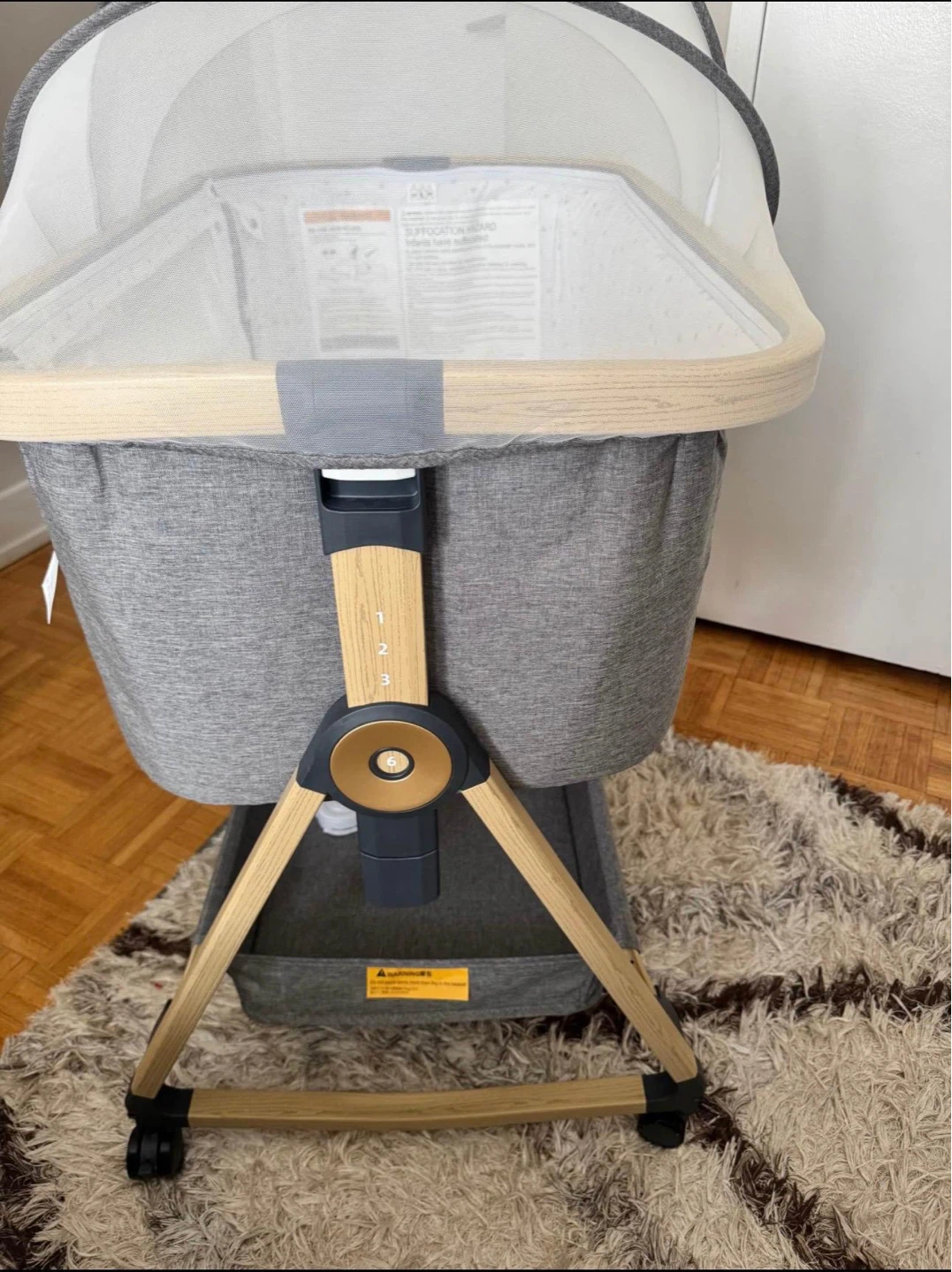 Maydolly bedside bassinet with mosquito net - photo 3