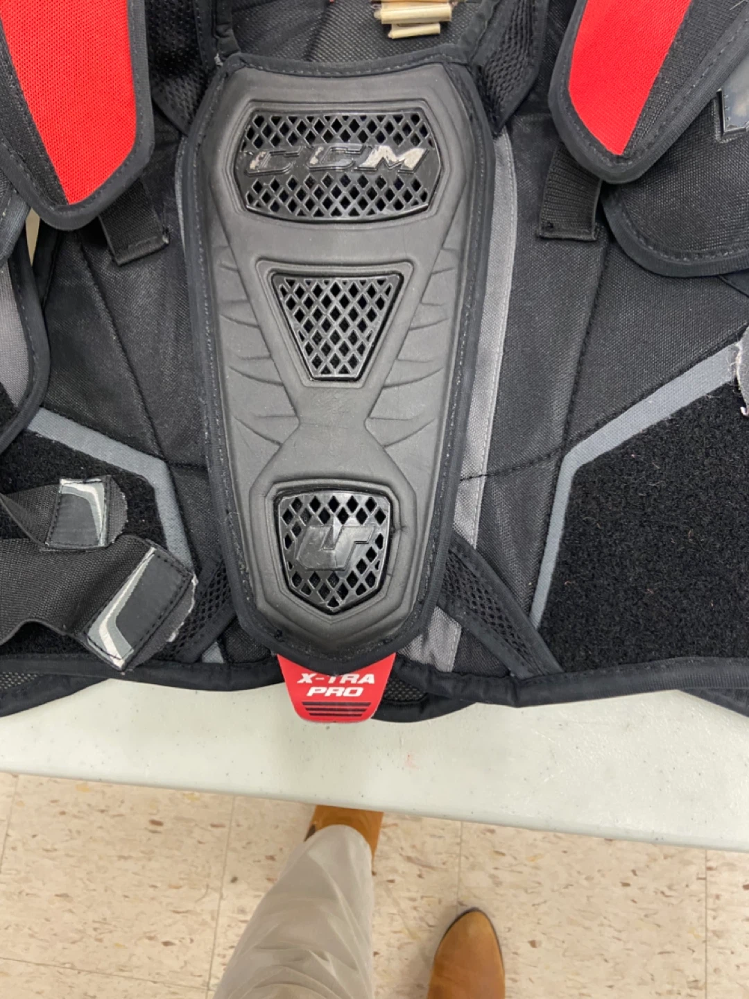 CCM Hockey Chest Protector - photo 3