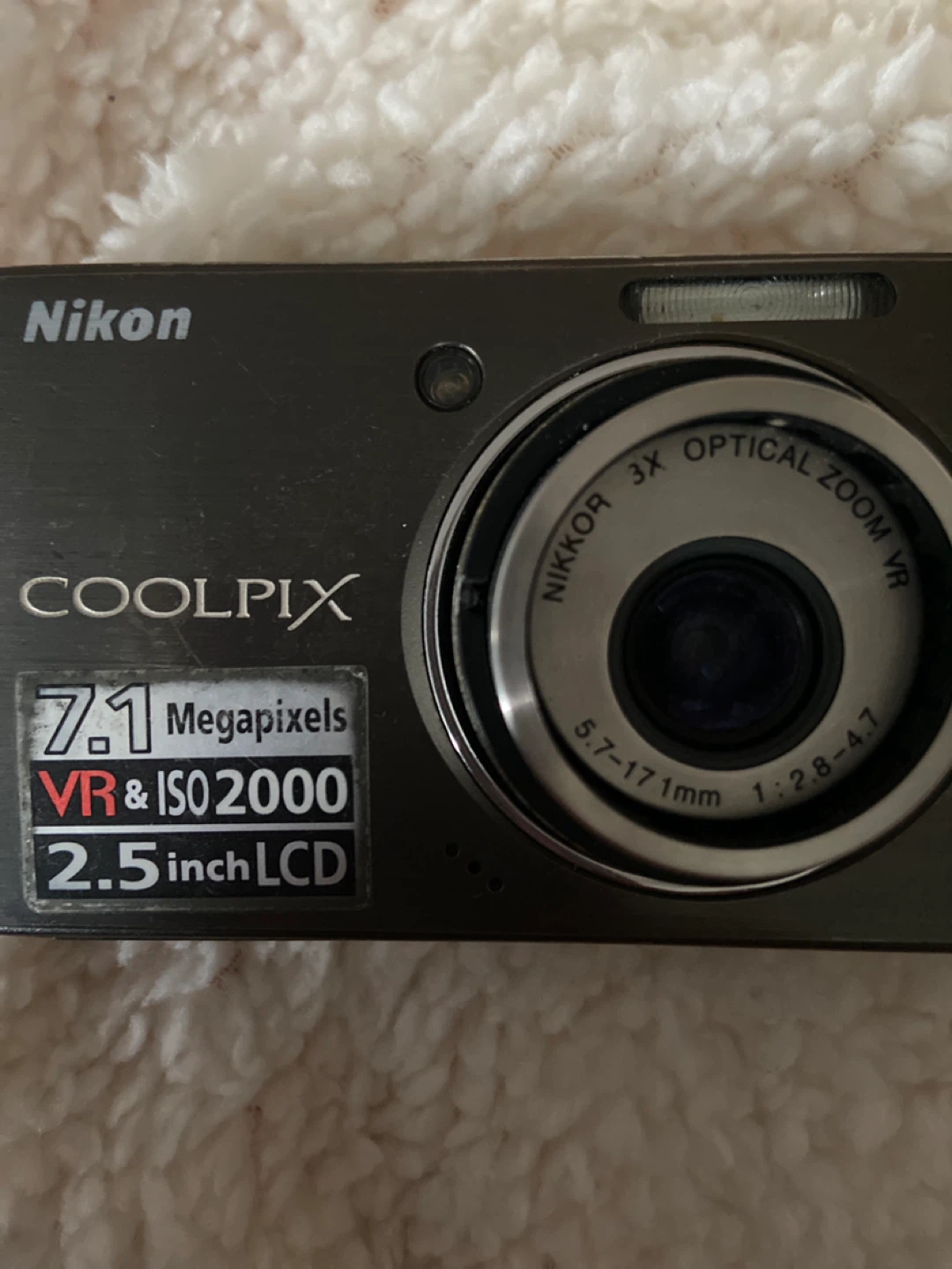 Nikon COOLPIX S500 Digital Camera - photo 2
