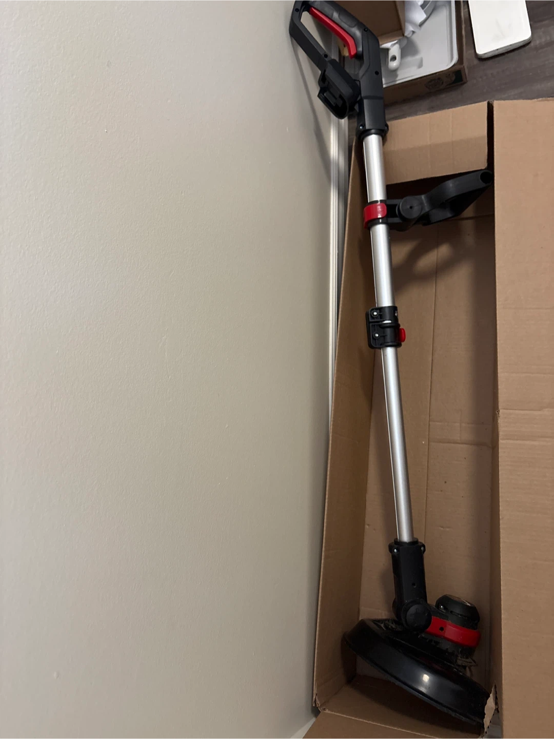 21V String Grass Trimmer with 2 Batteries - photo 2