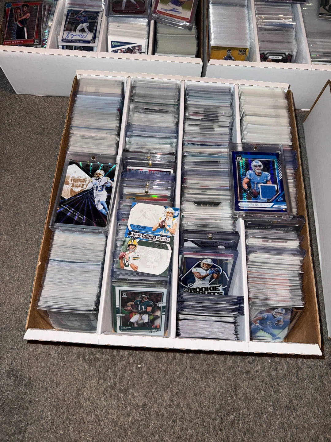 Large Collection of Baseball and Basketball Trading Cards - photo 4