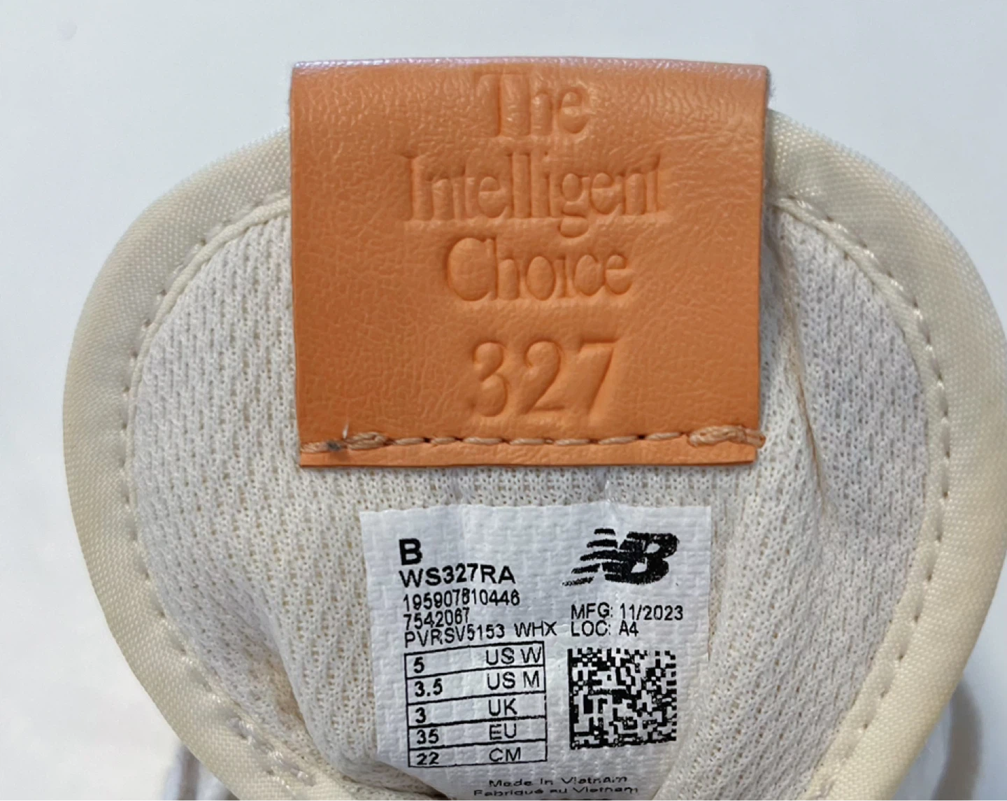 New Balance 327 Women's Sneakers - photo 3