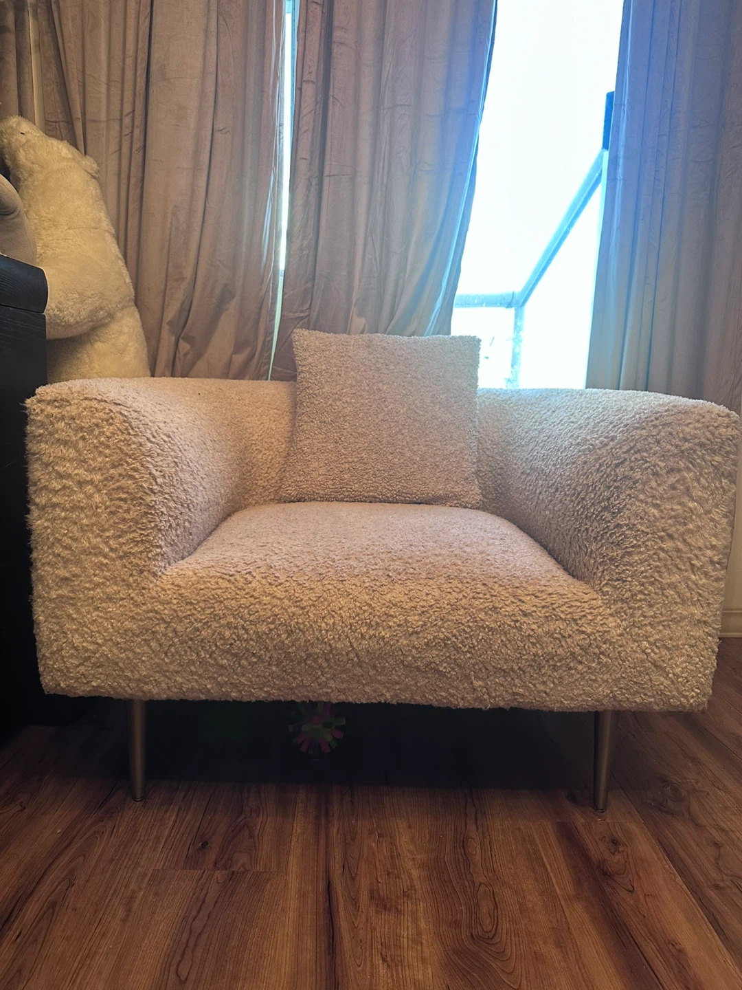 Structube Cream Teddy Sherpa Accent Chair with Pillow - photo 2
