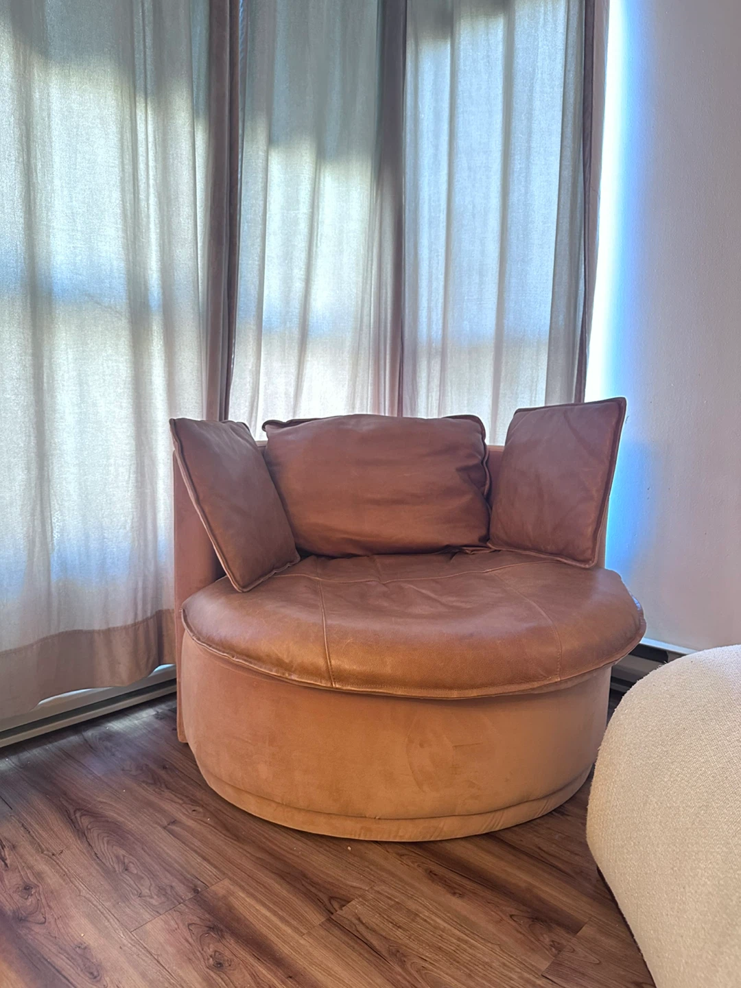 Genuine leather cuddle chair - photo 2