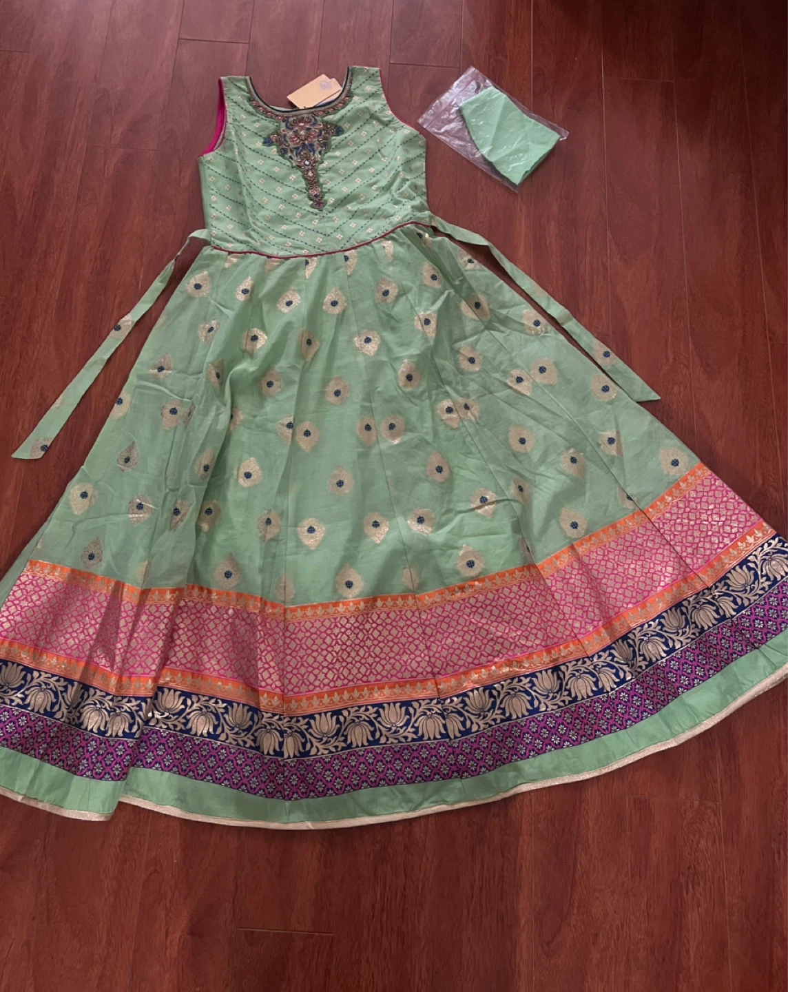 Light Green Embroidered Maxi Dress with Mask