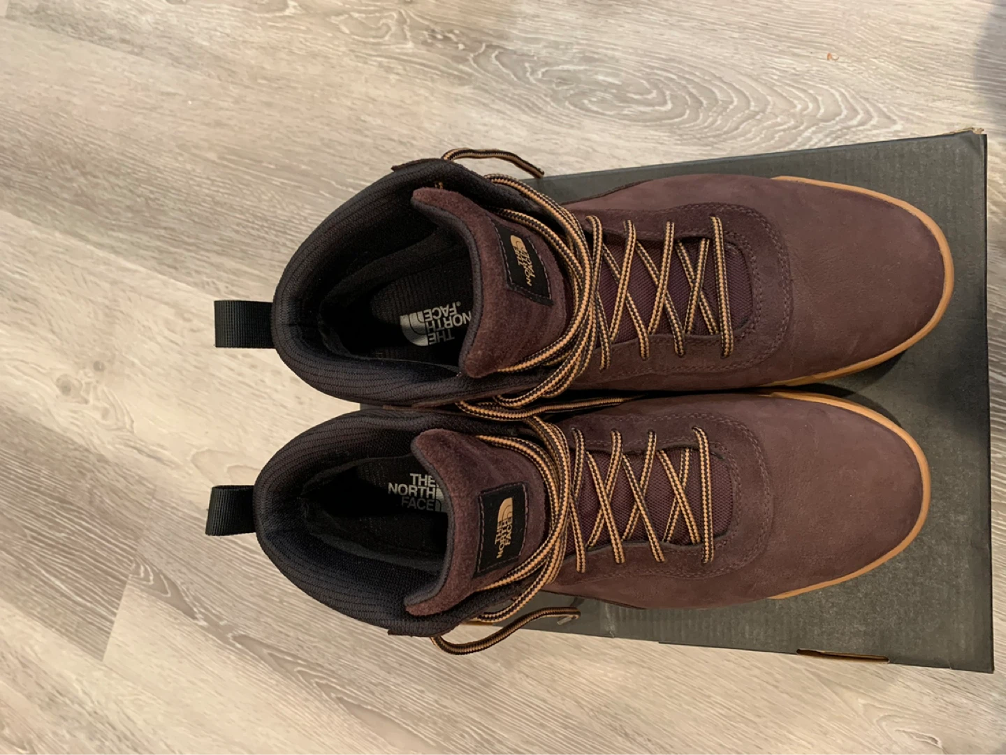 The North Face Larimer Mid Waterproof Boots (12) - photo 2