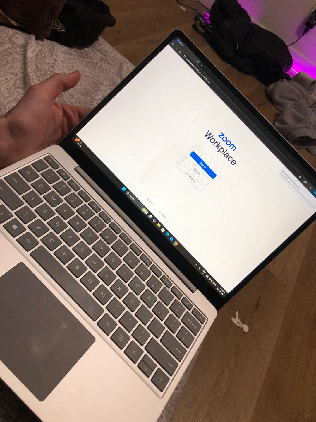 Microsoft Surface Laptop Go
