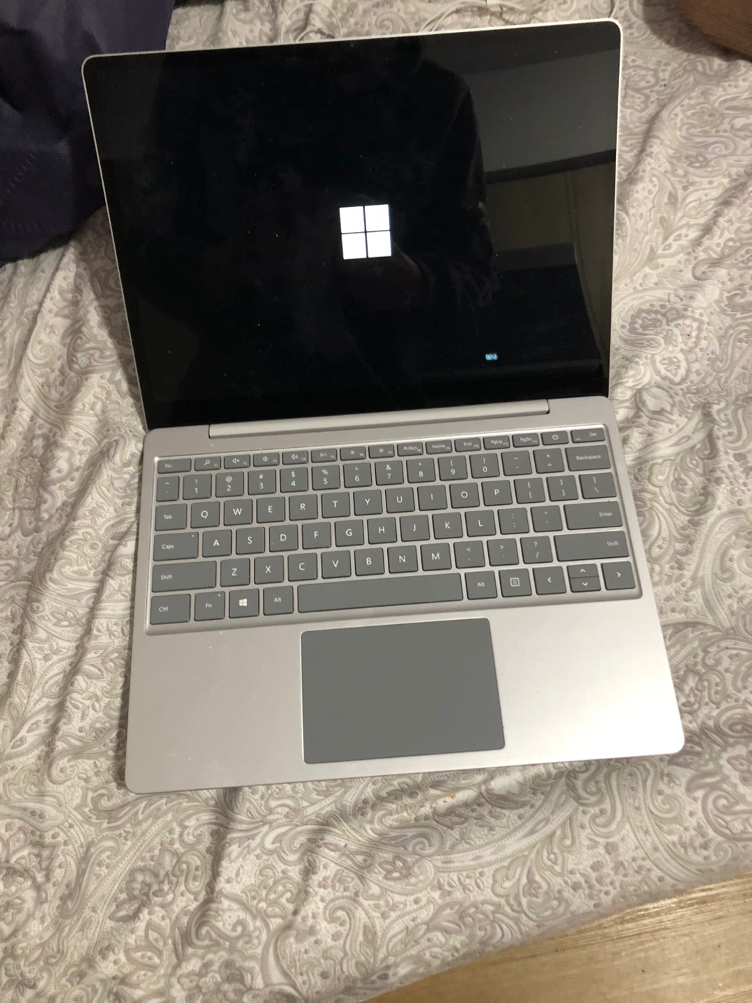 Microsoft Surface Laptop Go - photo 5