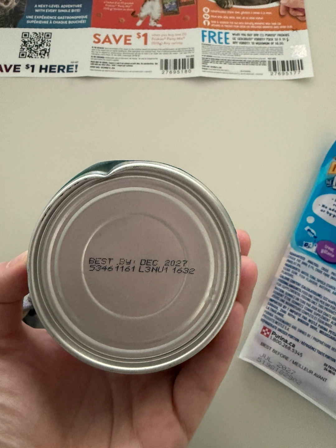 Friskies Fully Loaded Wet Cat Food and lickables pack - photo 3