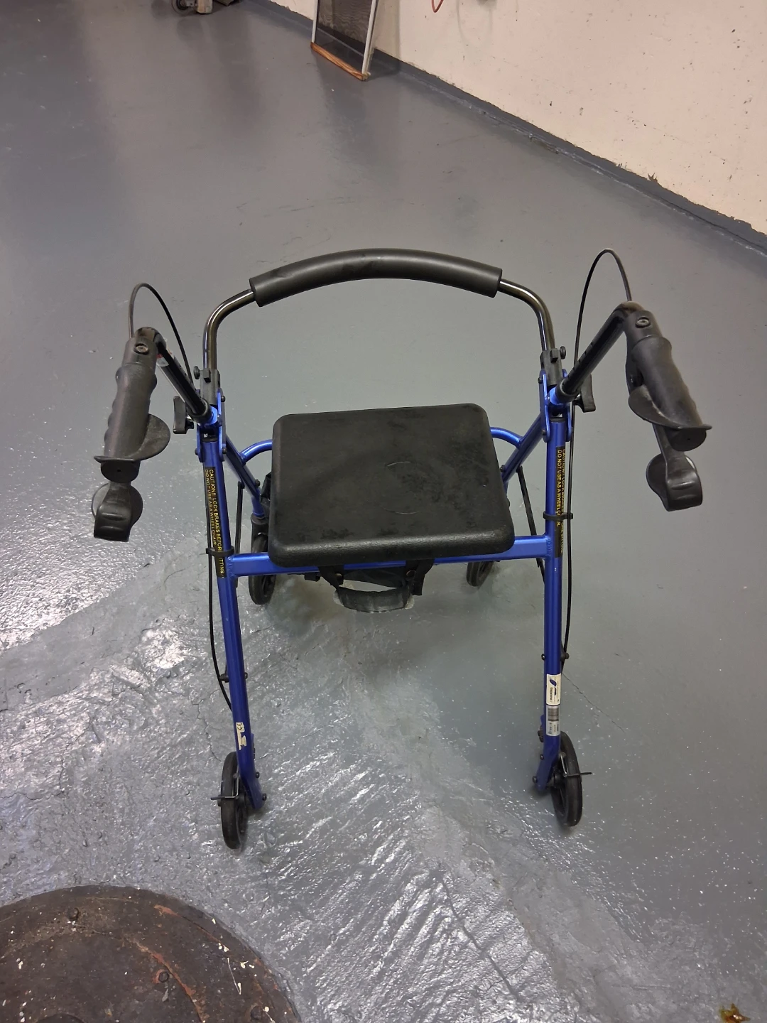 Drive Medical "Breeze" Rollator Walker