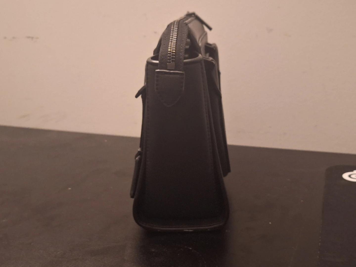 Charles & Keith Black Cross Body Bag - photo 4