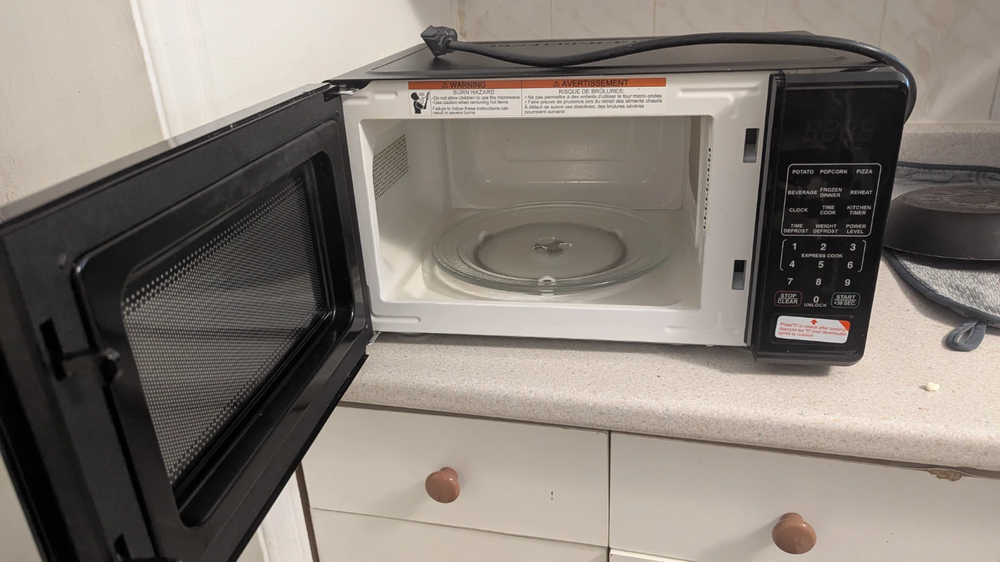 Black Microwave Oven - photo 2