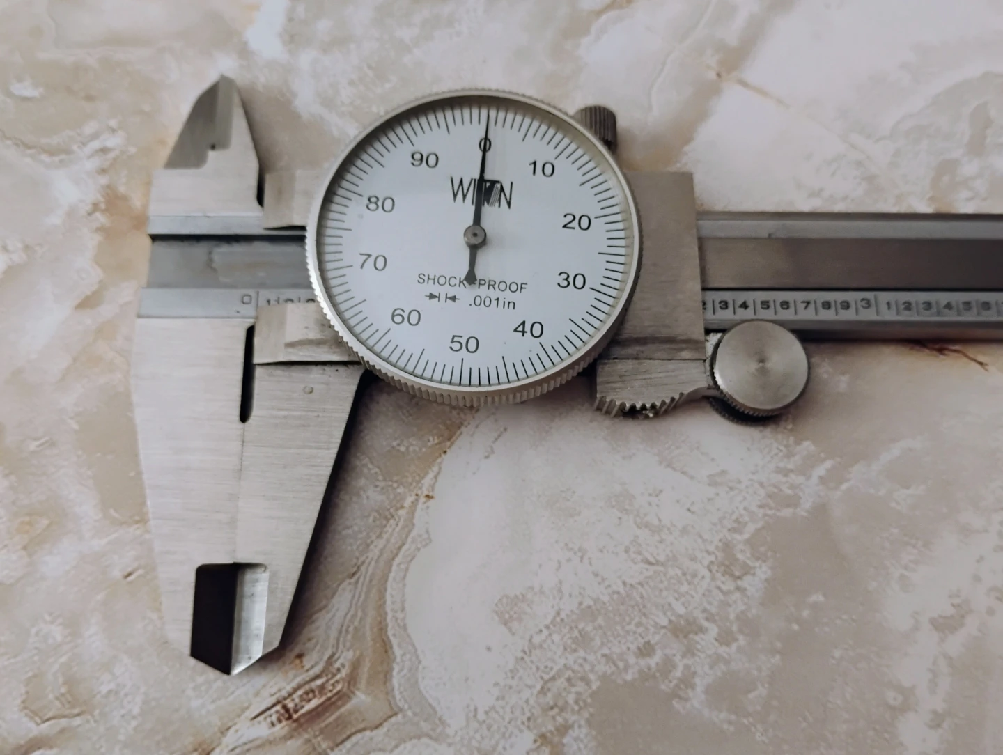 6" x .001" SHOCKPROOF DIAL CALIPER WITH CASE - photo 2