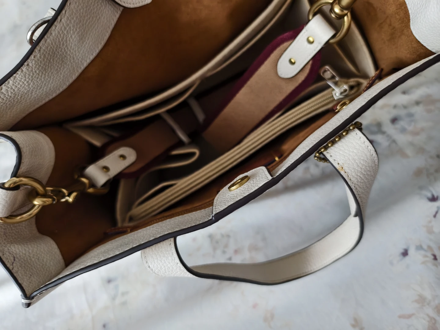 COACH Field Tote - photo 4