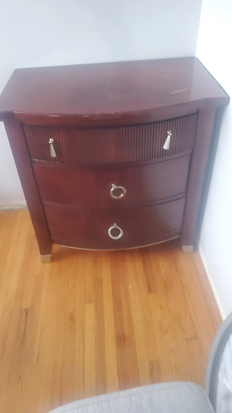 Nice night stand