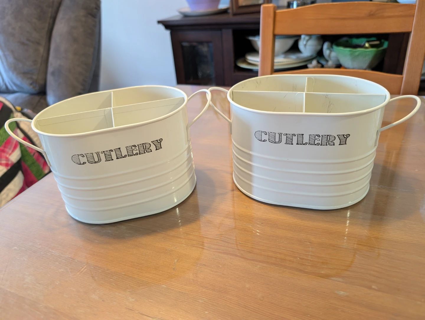 Set of 2 Cream Cutlery Holders