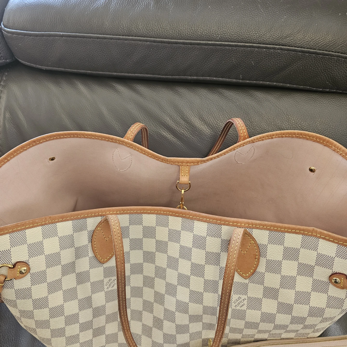 Louis Vuitton Neverfull GM Damier Azur Tote Bag with Pouch - photo 4