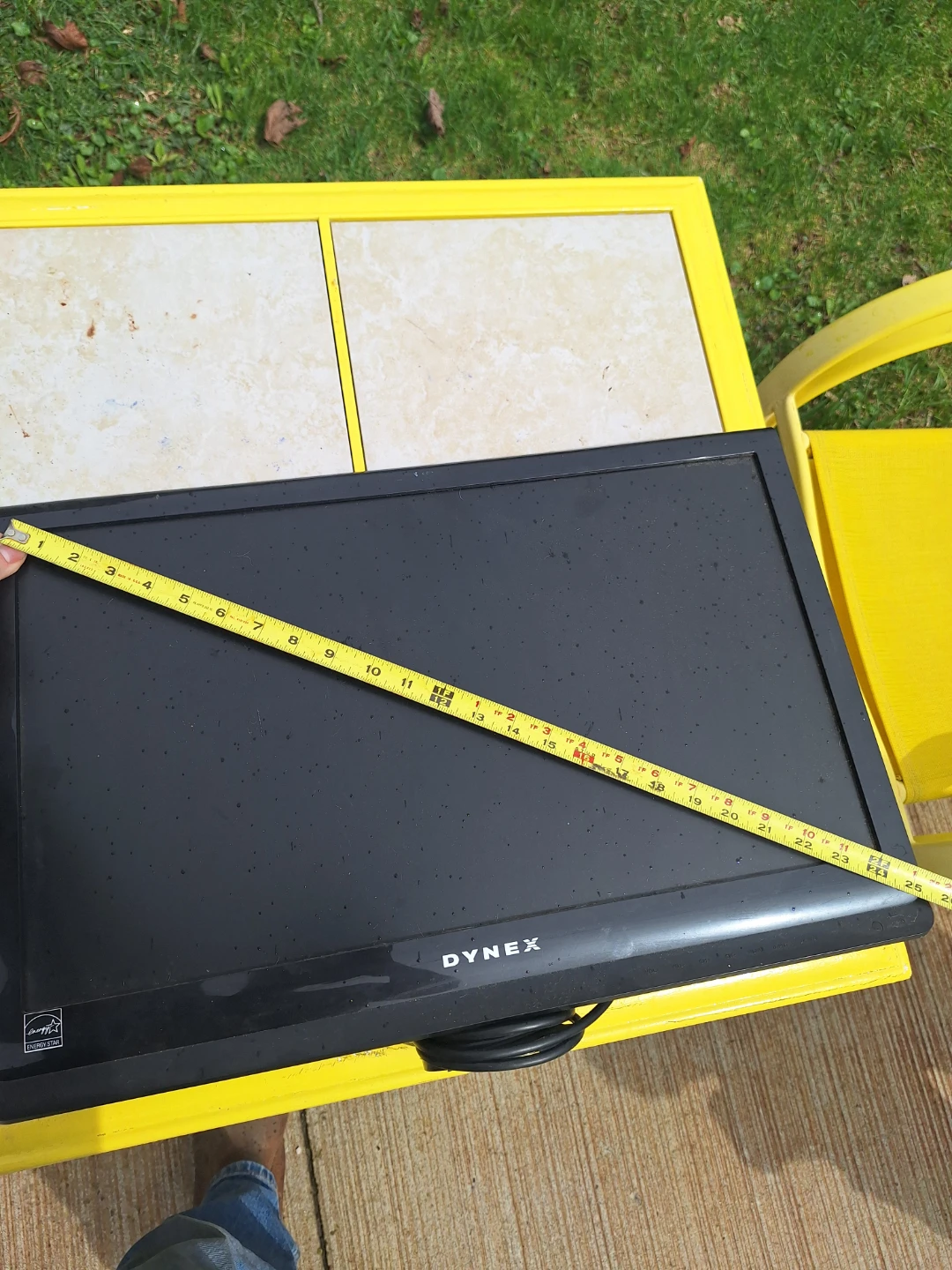Dynex 24" Monitor - photo 2