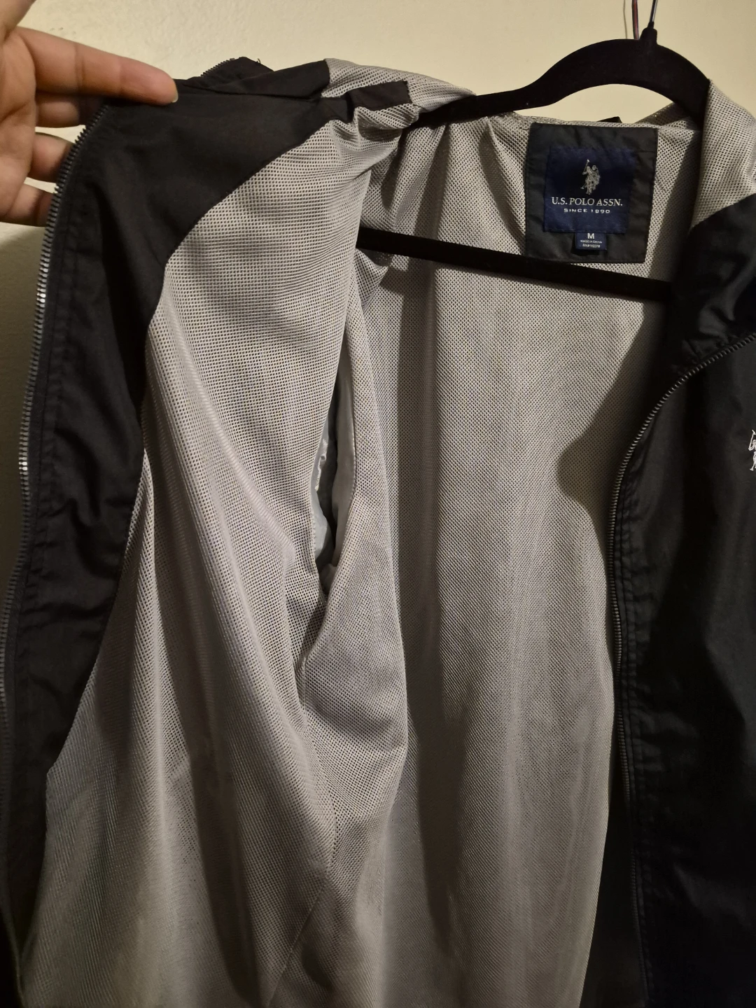 U.S. Polo Assn. Men's Windbreaker Jacket - Size Medium - photo 4