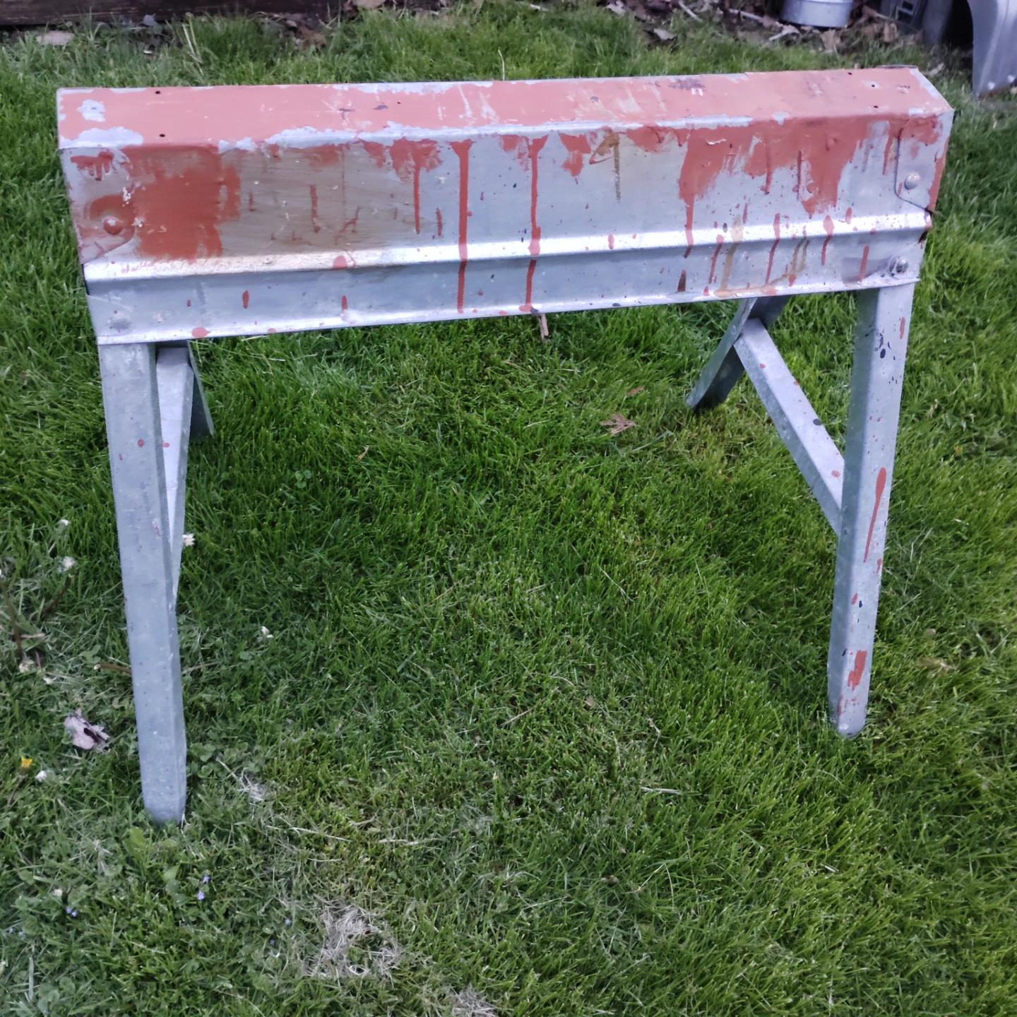 Metal Sawhorse / Workbench Legs