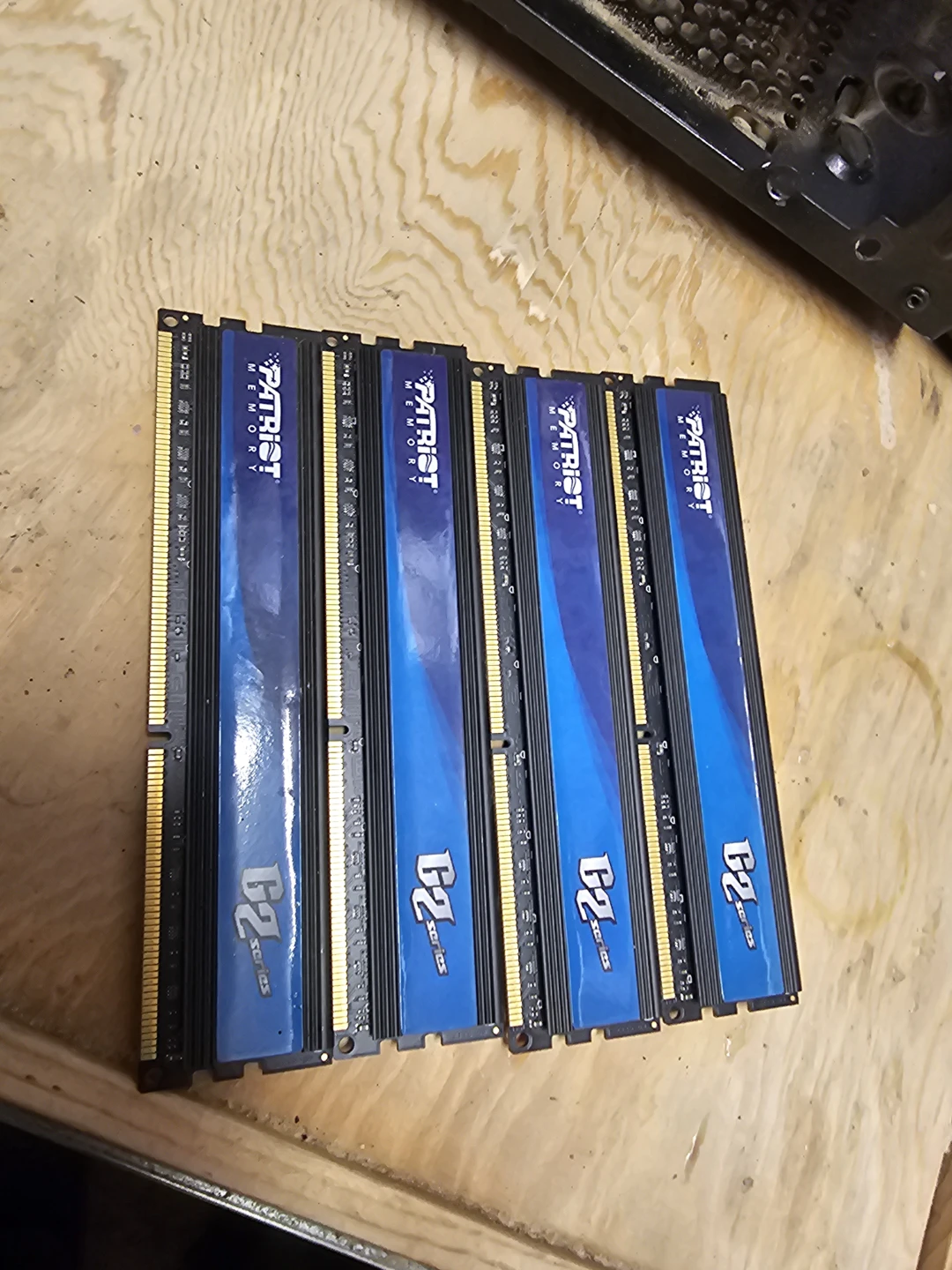 Patriot DDR3 16GB (4x4GB) RAM Kit PGQ316G1866ELQK