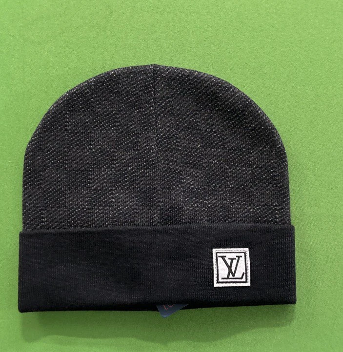 Louis Vuitton Beanie - photo 2