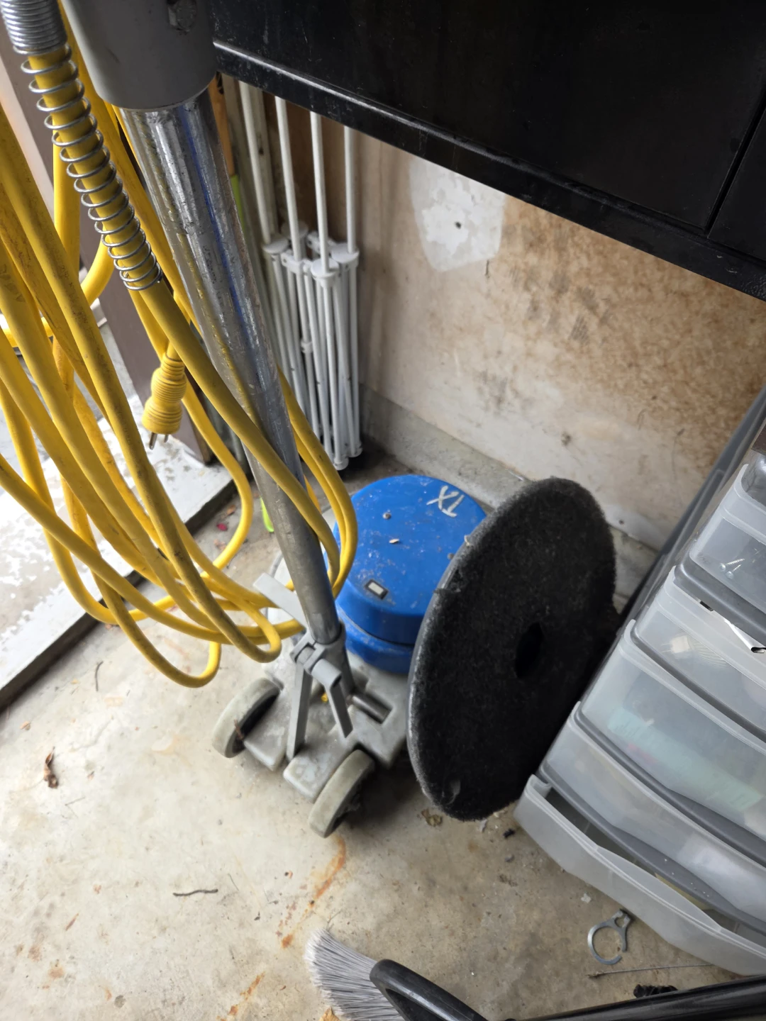 DUSTBANE INTEGRA DUAL SPEED Floor Buffer - photo 3