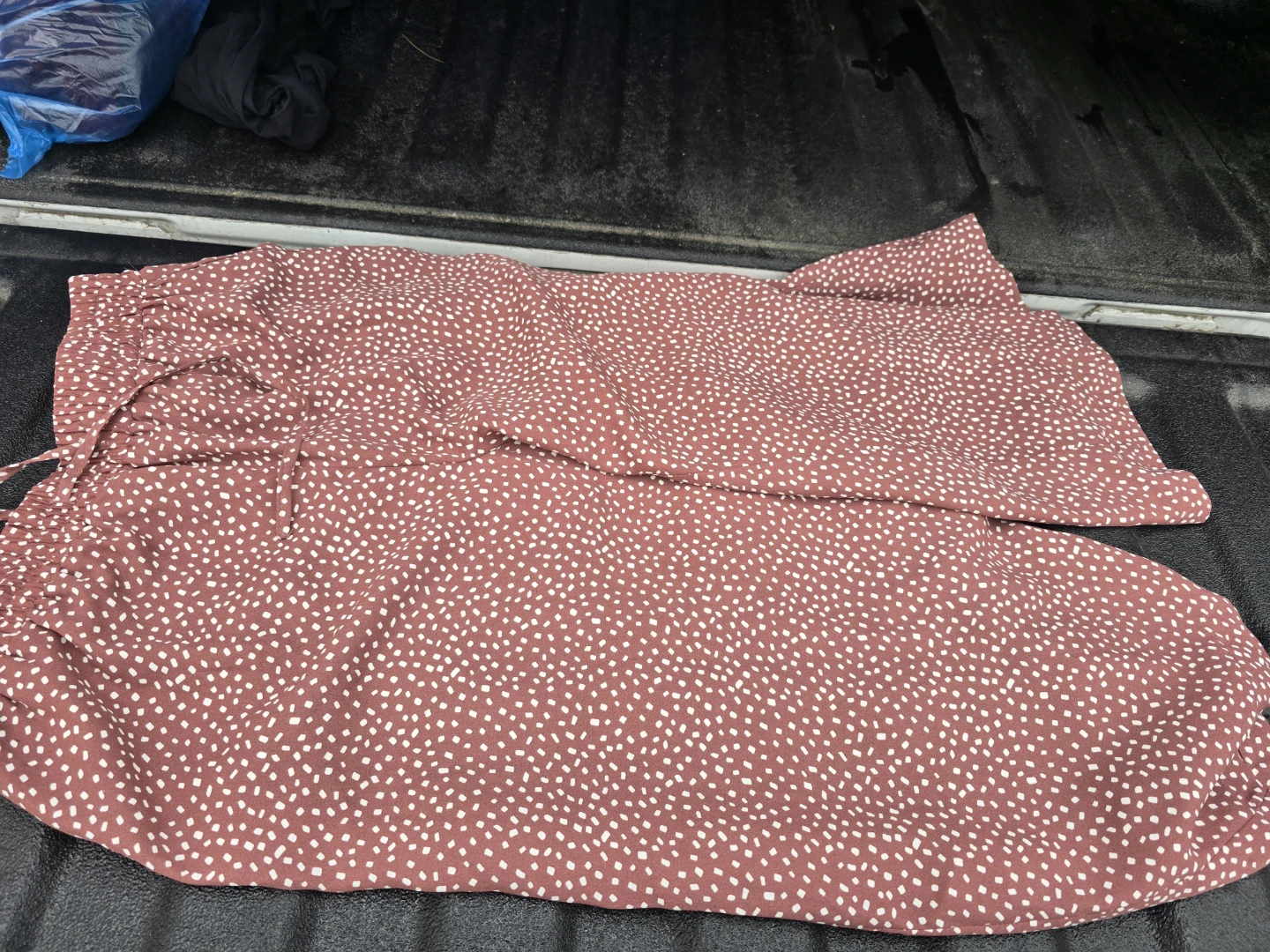 Clothing - photo 3