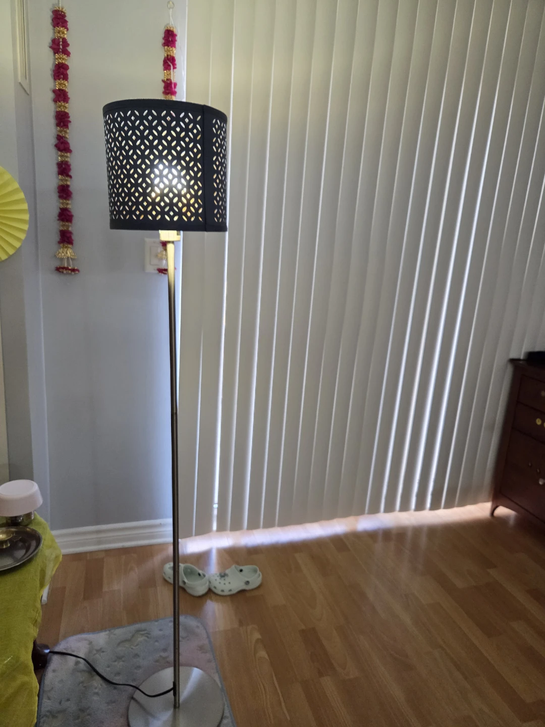 Floor Lamp with Decorative Drum Shade - photo 3